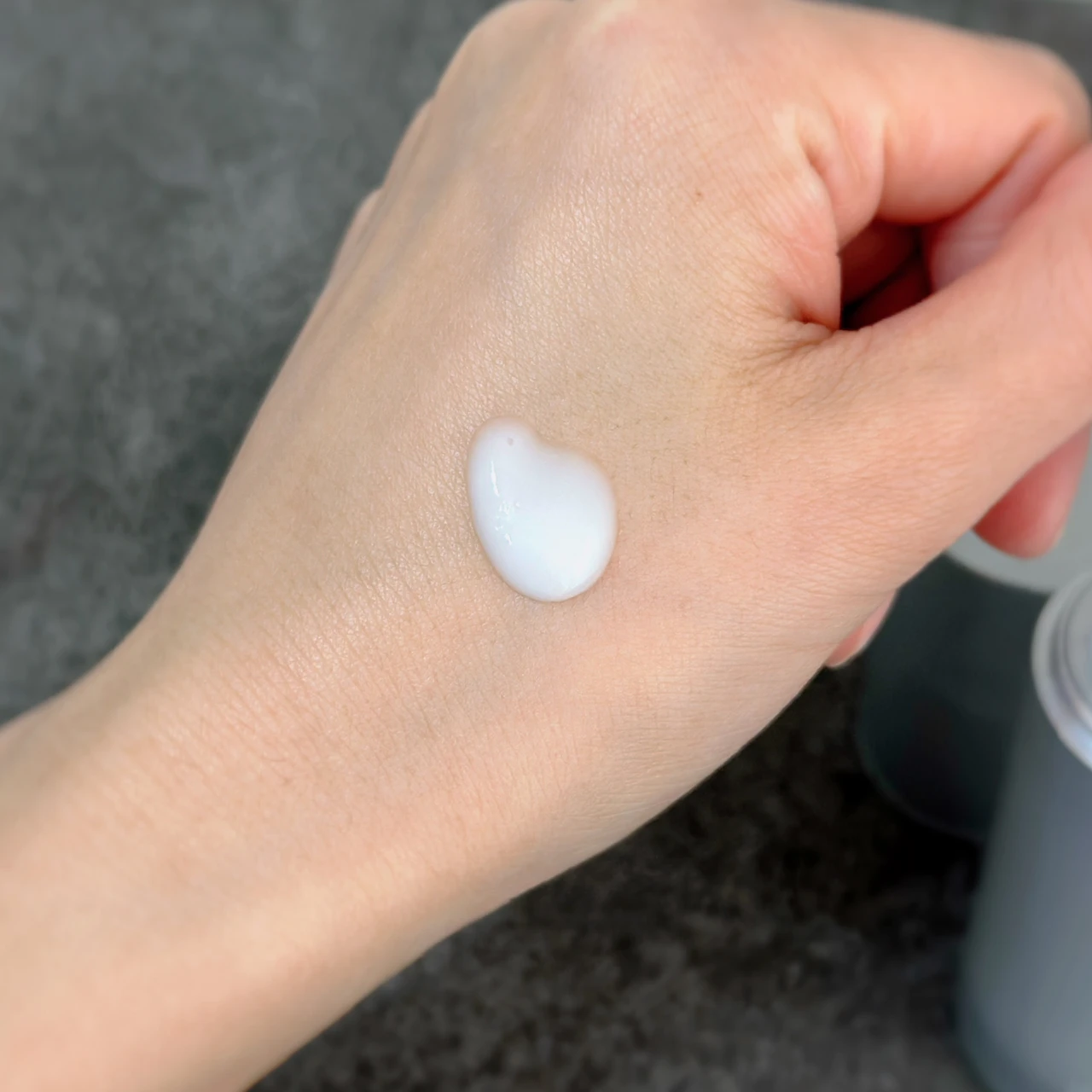 ”時”を忘れる美容液【エテルナム　セラム】で本来のハリツヤ肌へ導く✨_3_1