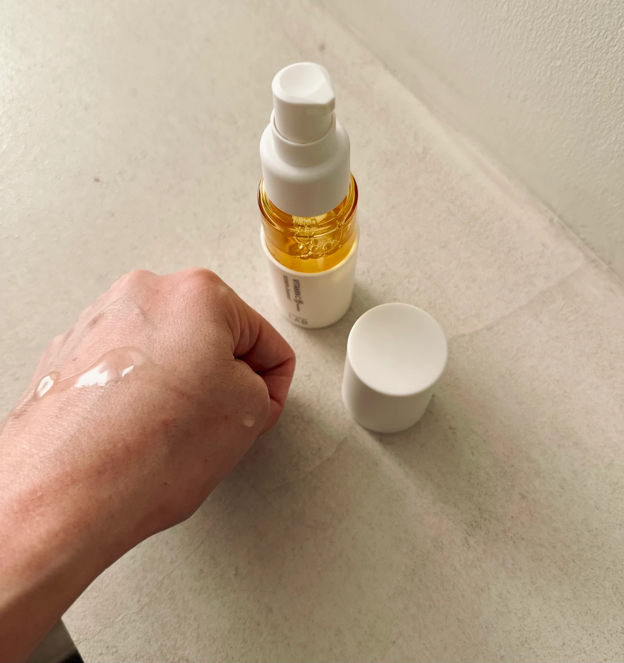 アンレーベル ラボ Vエッセンス