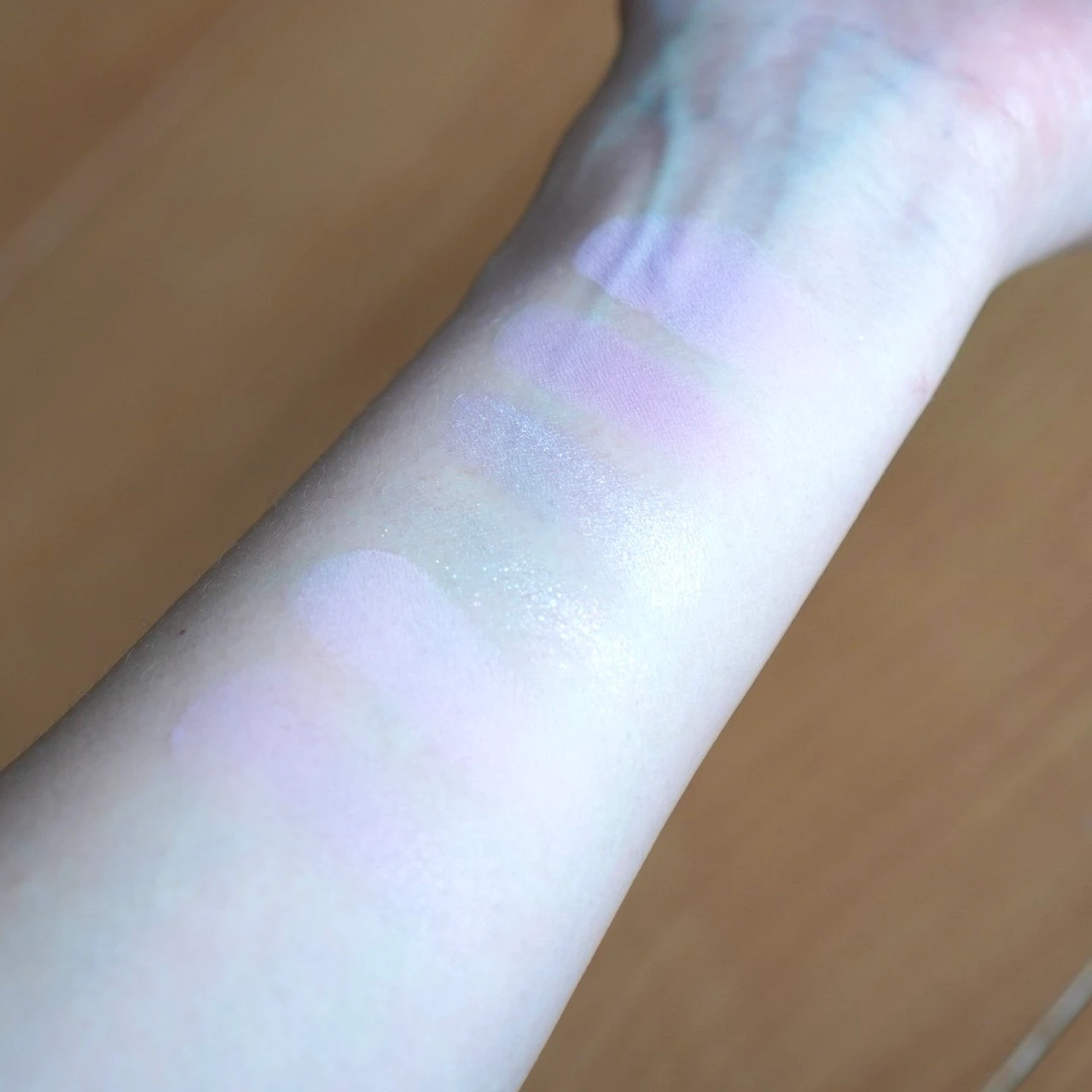 異なる3つの質感でワンランク上のメイクアップへ_2_2