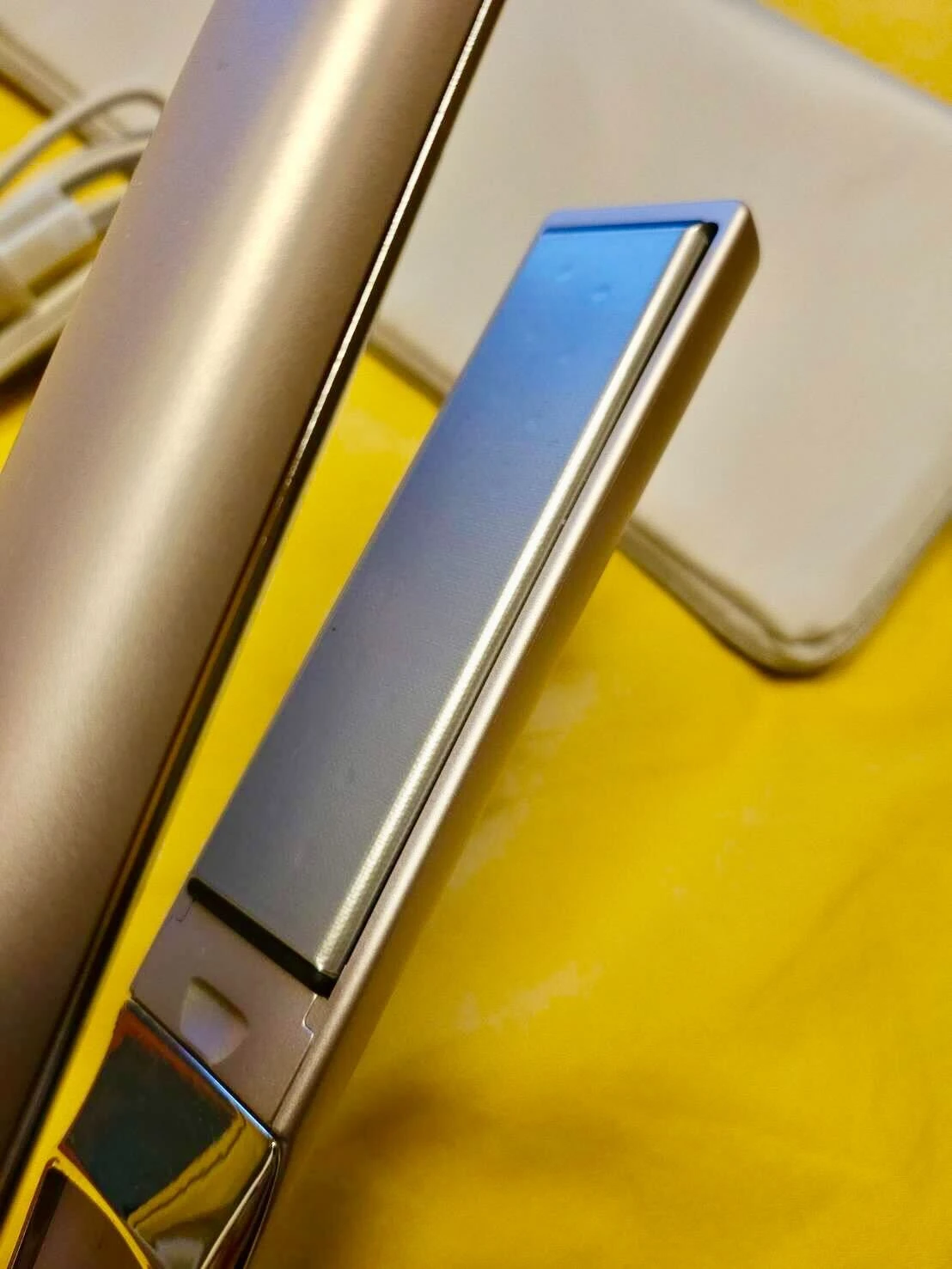 手軽にダメージレスにストレート✂️ケアレクト by プリュスオー スムースケアアイロン_4