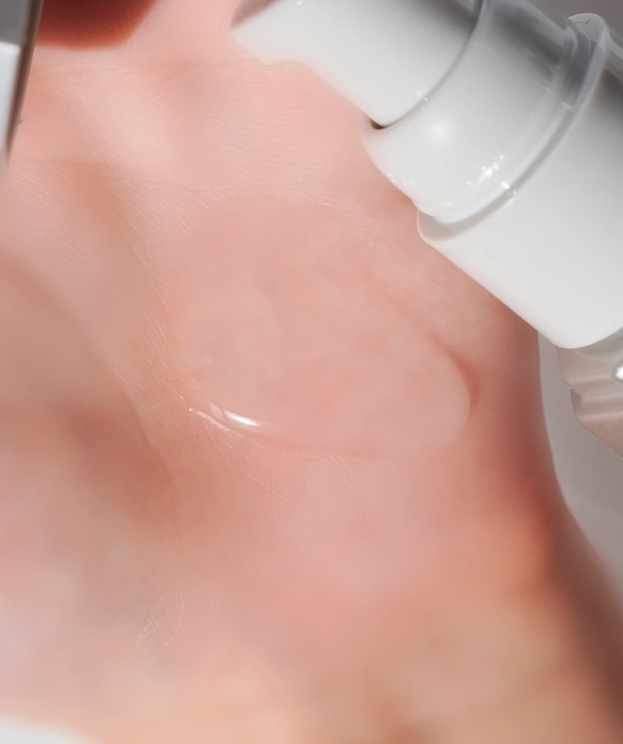 9/28新発売。ハリつや肌へ導くiniksの美容液！敏感肌に寄り添った設計で誰もが手におりやすいエイジングケアスキンケアをレビュー！_3_2