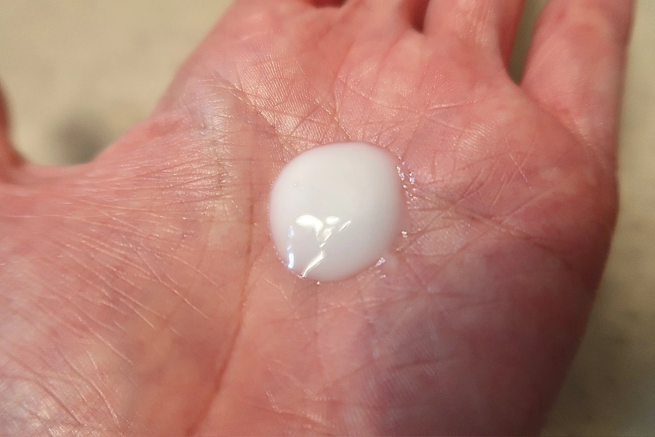 【密封ケア♡うるおいを閉じ込めて逃がさない！外部刺激から肌を守る。】イハダ_6_2