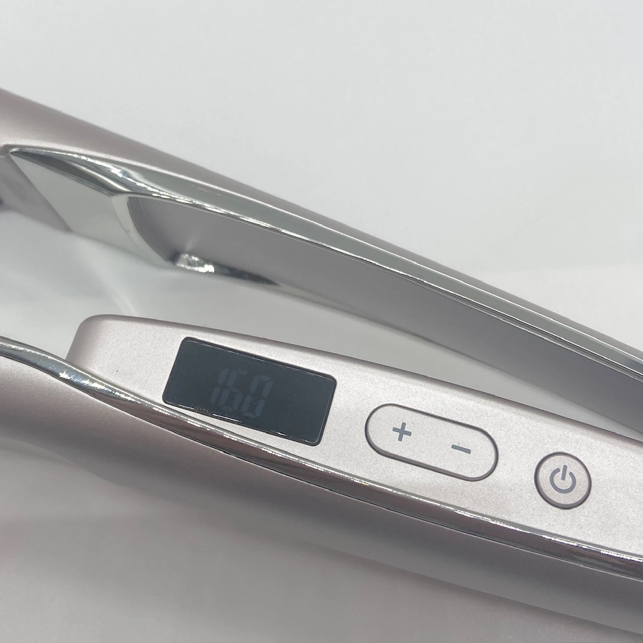 髪つるつるツヤツヤで感動！あのプリュスオー発ヘアアイロンがスゴイ！_2_1