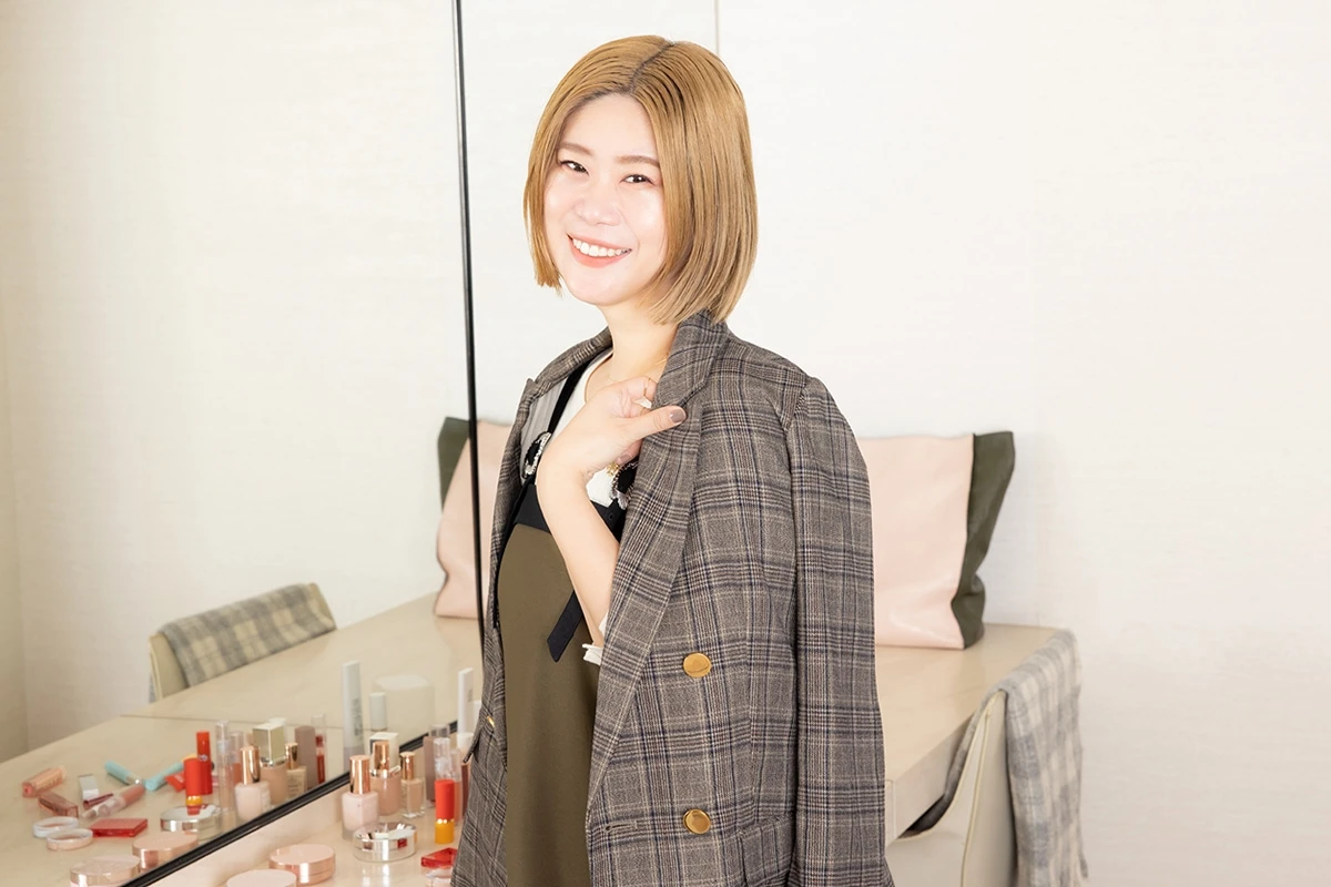 人気ヘアメイクさんも絶賛! パンテーン ミラクルズ「色落ち防止シリーズ」で30日間、髪色キープにトライ | マキアオンライン(MAQUIA ONLINE) 人気ヘアメイクさんも絶賛! パンテーン ミラクルズ「色落ち防止シリーズ」で30日間、髪色キープにトライ | マキアオンライン(MAQUIA ONLINE)