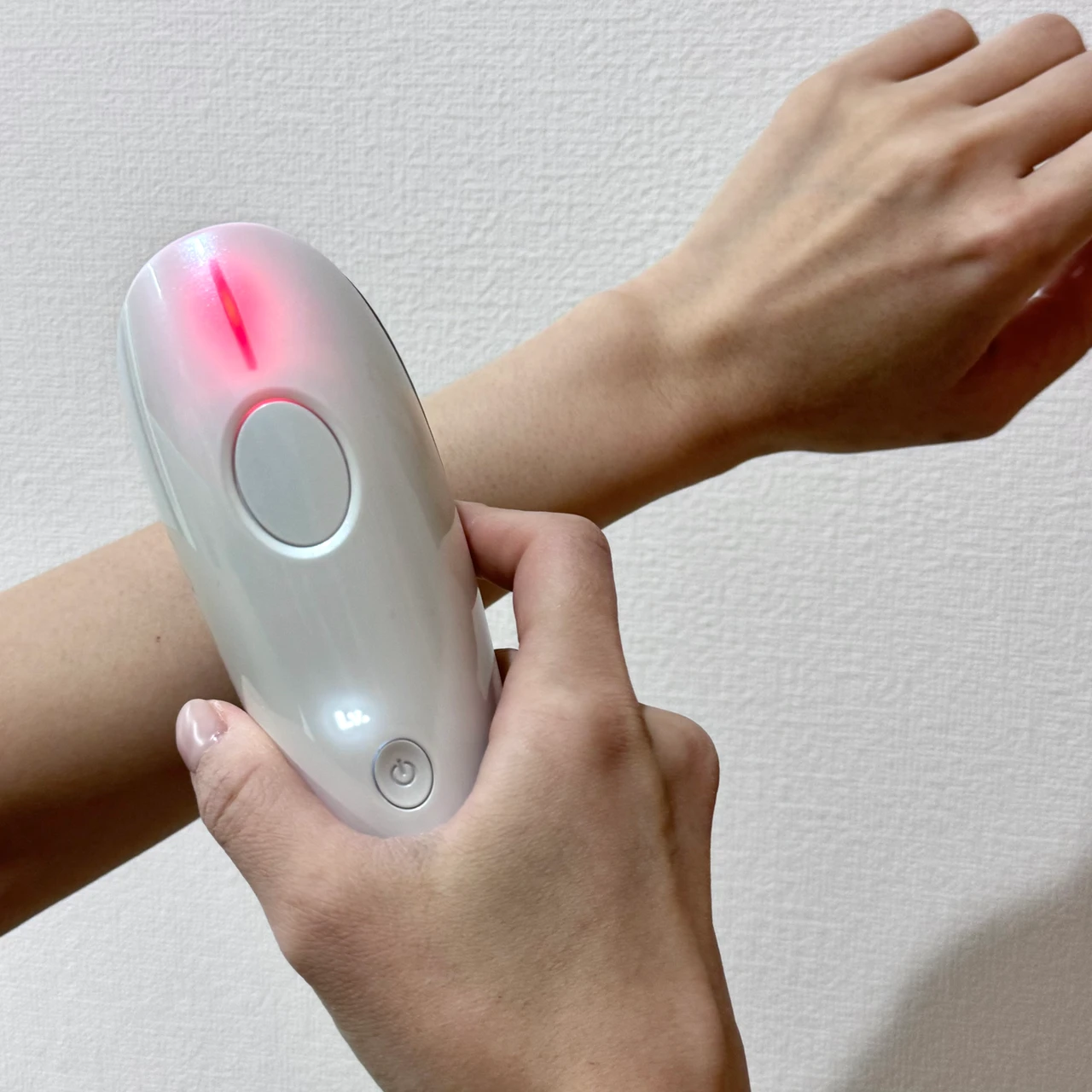 リファエピダブル 赤色ランプは照射できない状態