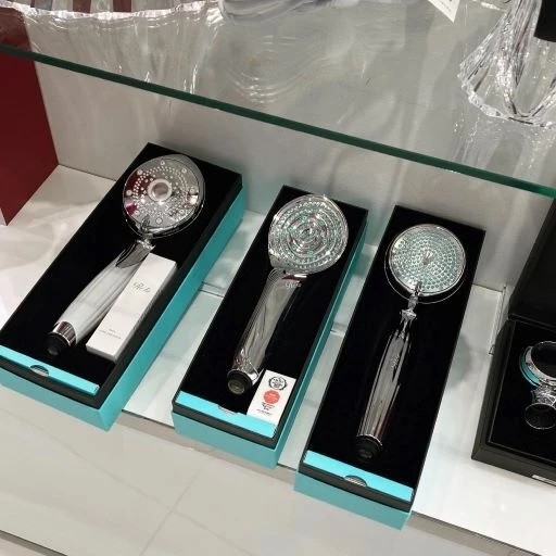 ReFaのシャワーヘッドで毎日のバスタイムを贅沢な美容時間に!【リファファインバブル S】_2_2