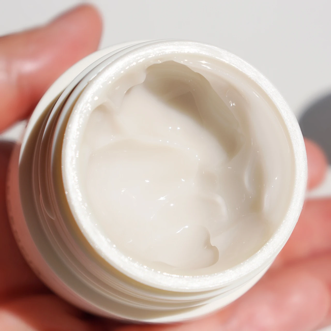 角層にアプローチ。ディセンシアの擬似角層でやさしくつつみこむクリームを紹介します!_3_1