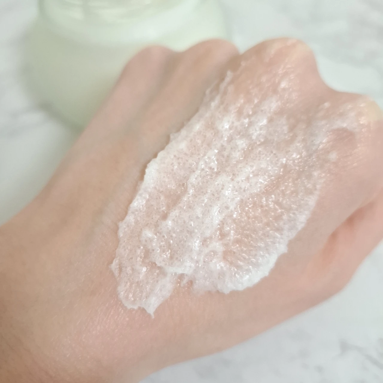 サボン ヘッドスクラブ リフレッシング（ミント）  テクスチャー