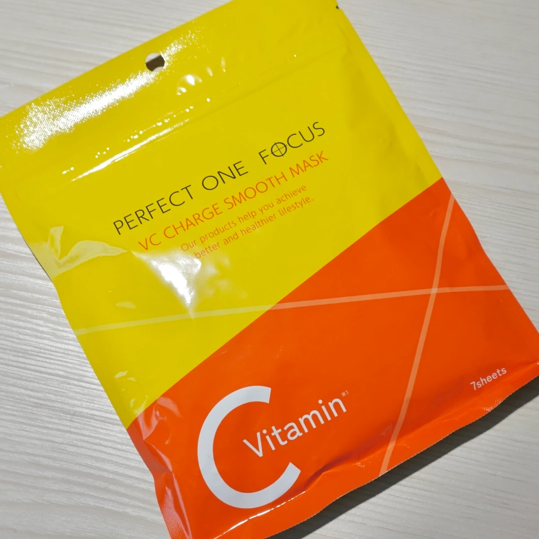 短時間で毛穴＆透明感ケア！パーフェクトワンフォーカス VCチャージ スムースマスク_1_1