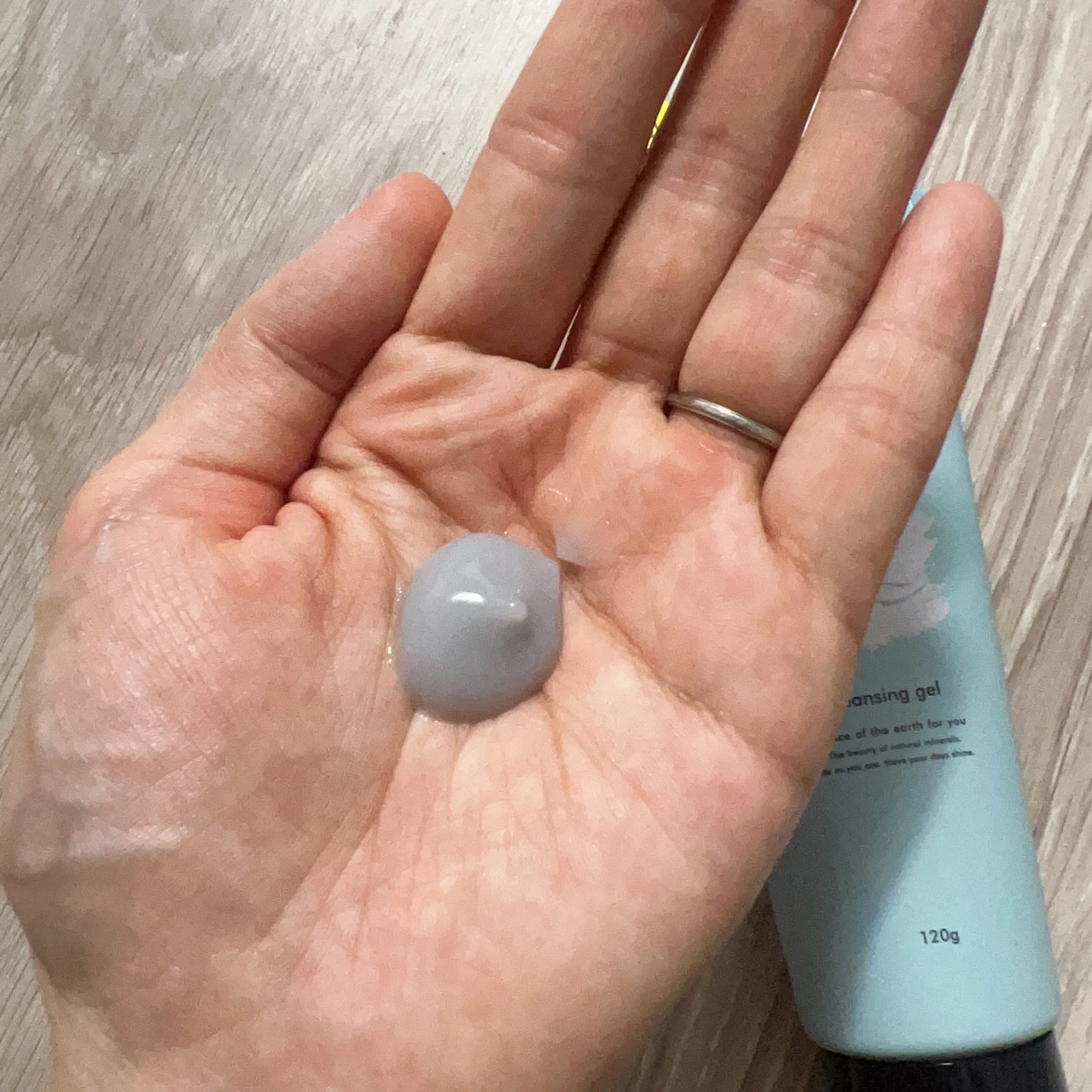 【泥配合でうるおいキープ】"DROAS(ドロアス)"のクレンジングジェルと洗顔をご紹介します！_2