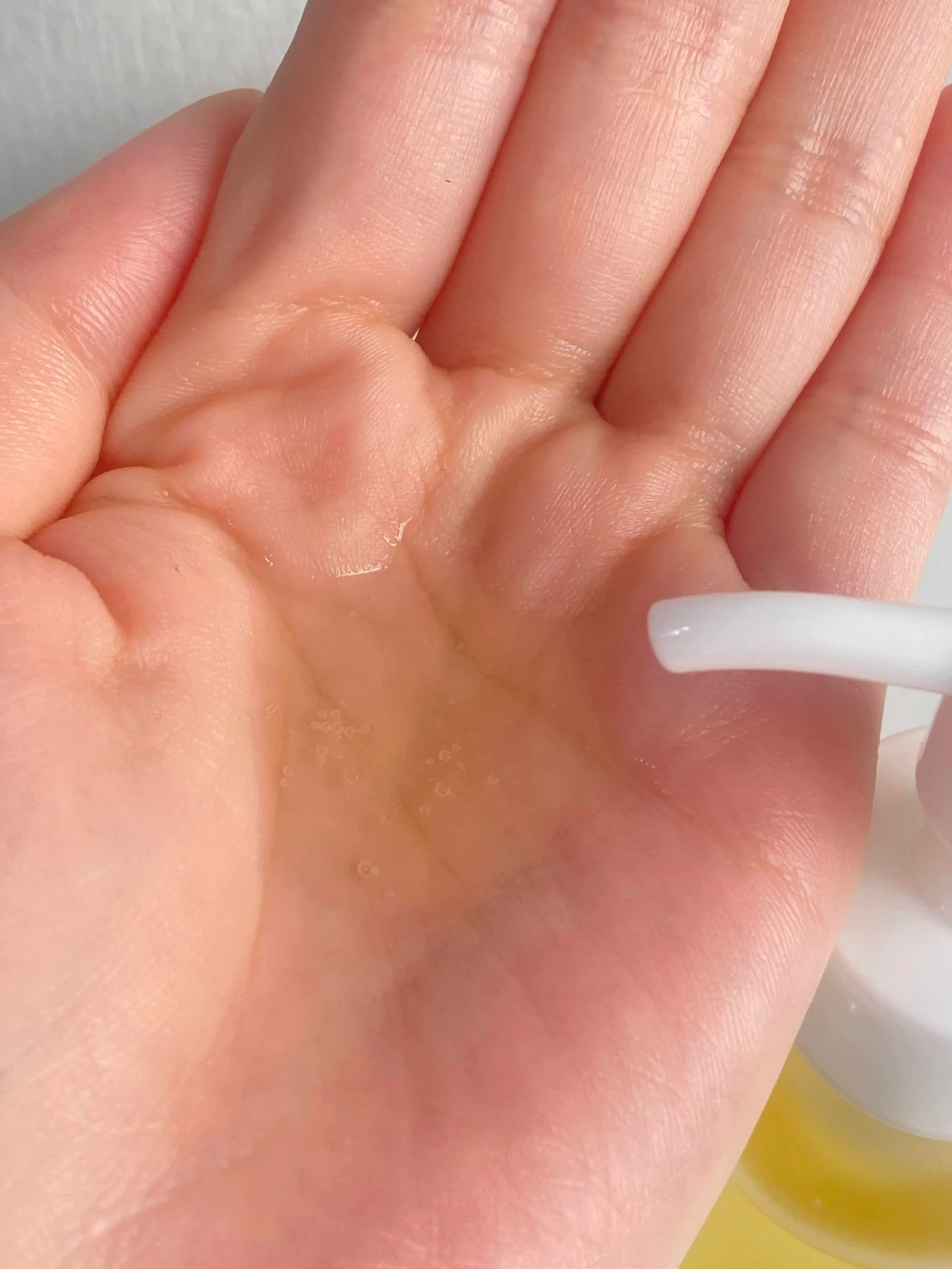 キンズ クレンジング オイル テクスチャー