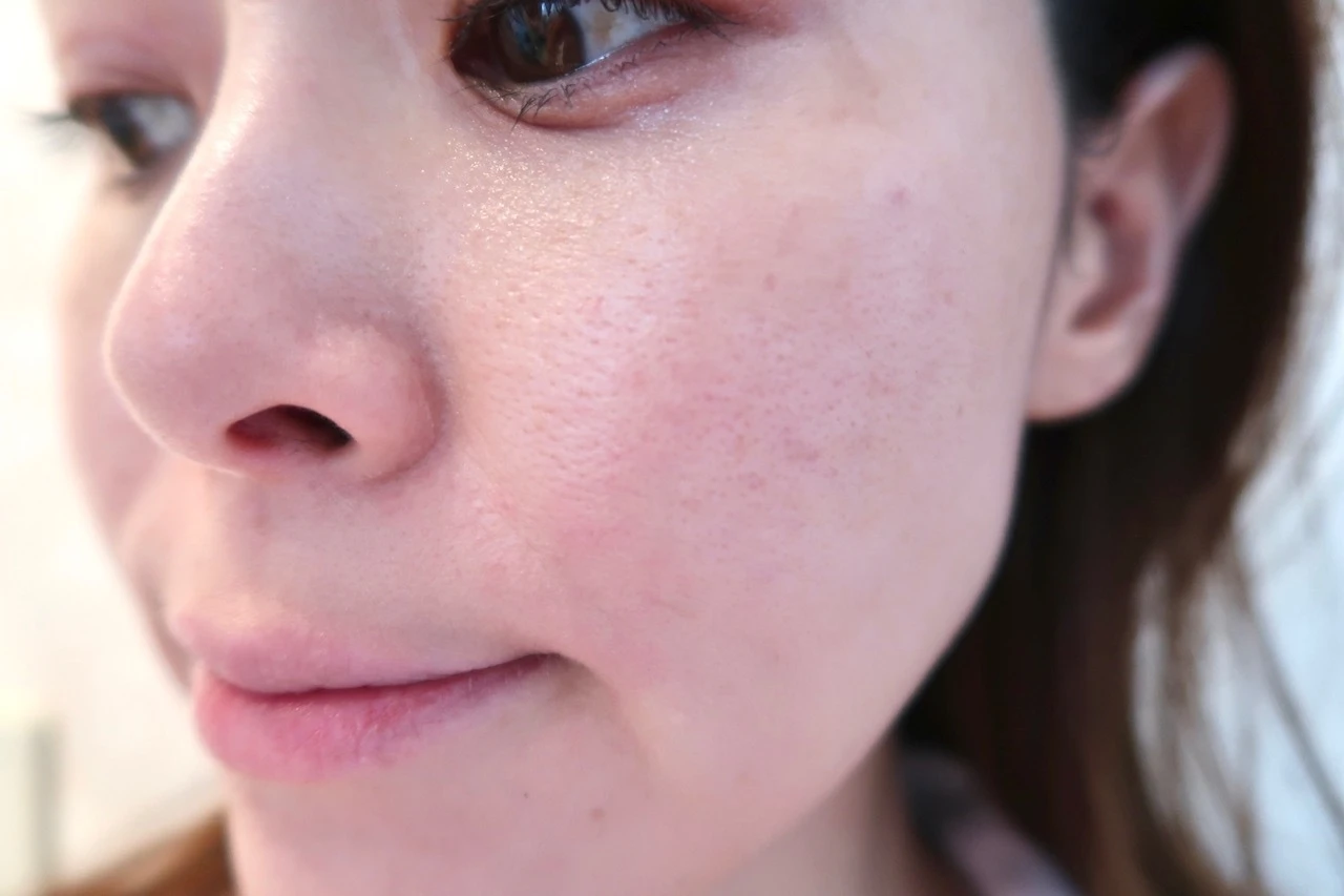 【BBクリームの常識を変える！？サラサラだけどマットな仕上がり】プリマヴィスタ ジャストワン フィニッシュ_3_1