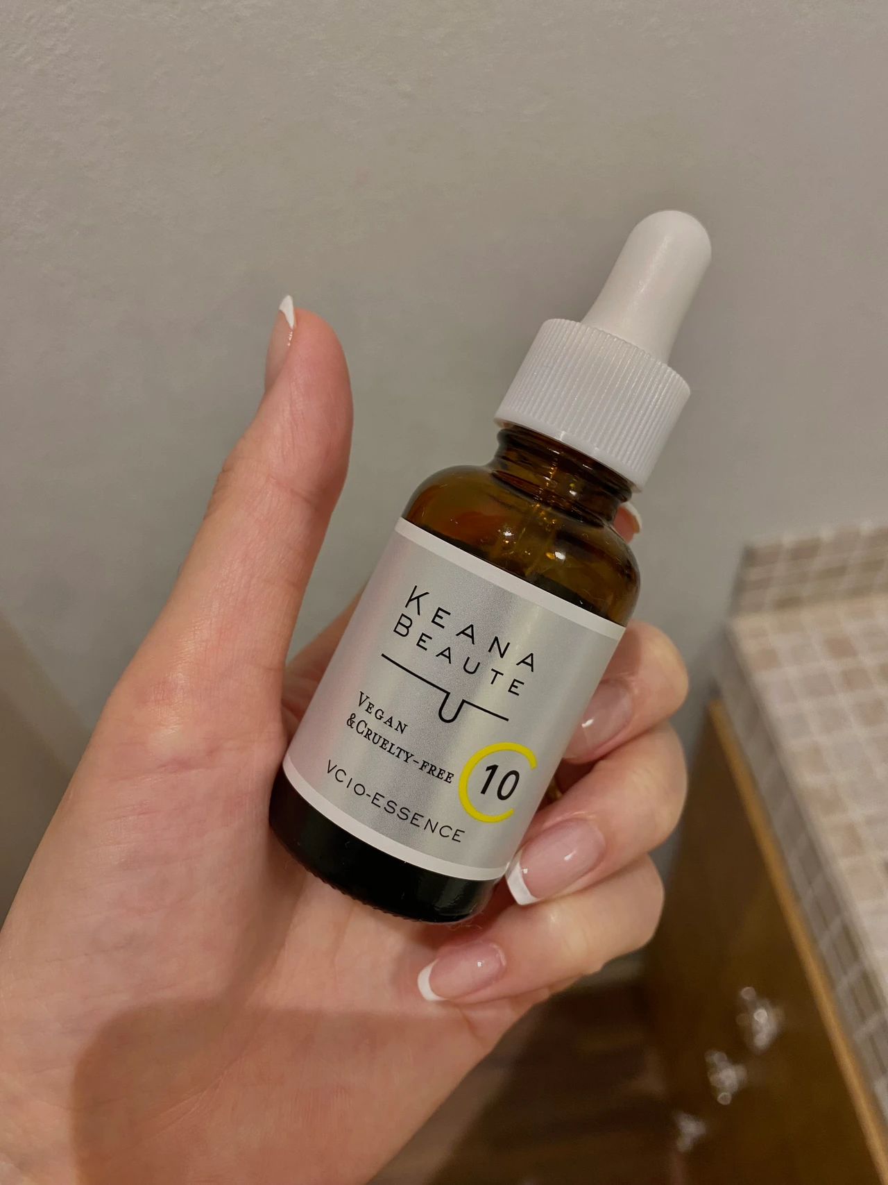 フレッシュケアで肌印象アップ！ケアナボーテ VC10濃美容液レビュー！_4