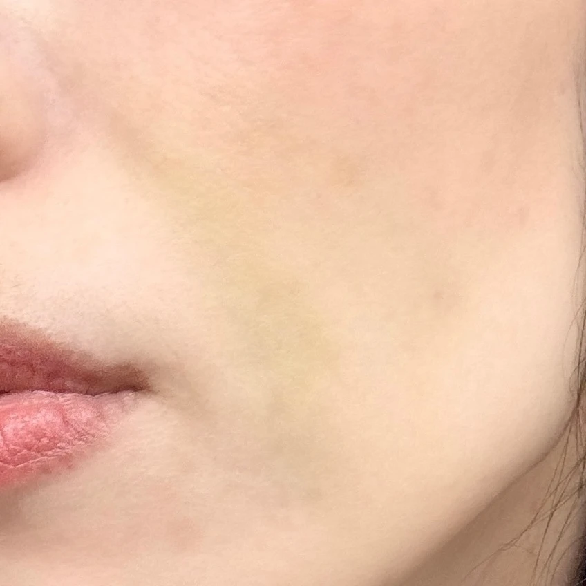 とろける密着感！メイベリンの生チョコ感覚ファンデで厚塗り感ゼロ＆欲ばりハイカバー。_2_1