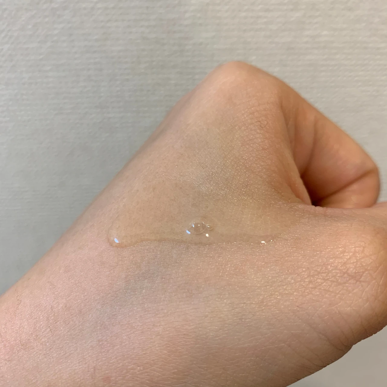 【限界濃度のビタミンC!?】肌のキメ、毛穴が気になる人はこの美容液を使うべき！！_4