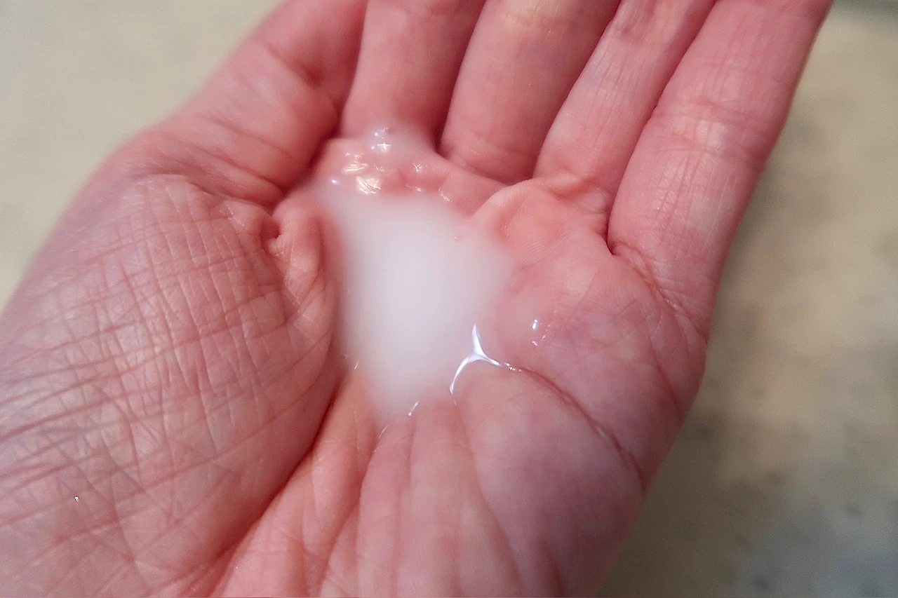 【密封ケア♡うるおいを閉じ込めて逃がさない！外部刺激から肌を守る。】イハダ_8_2