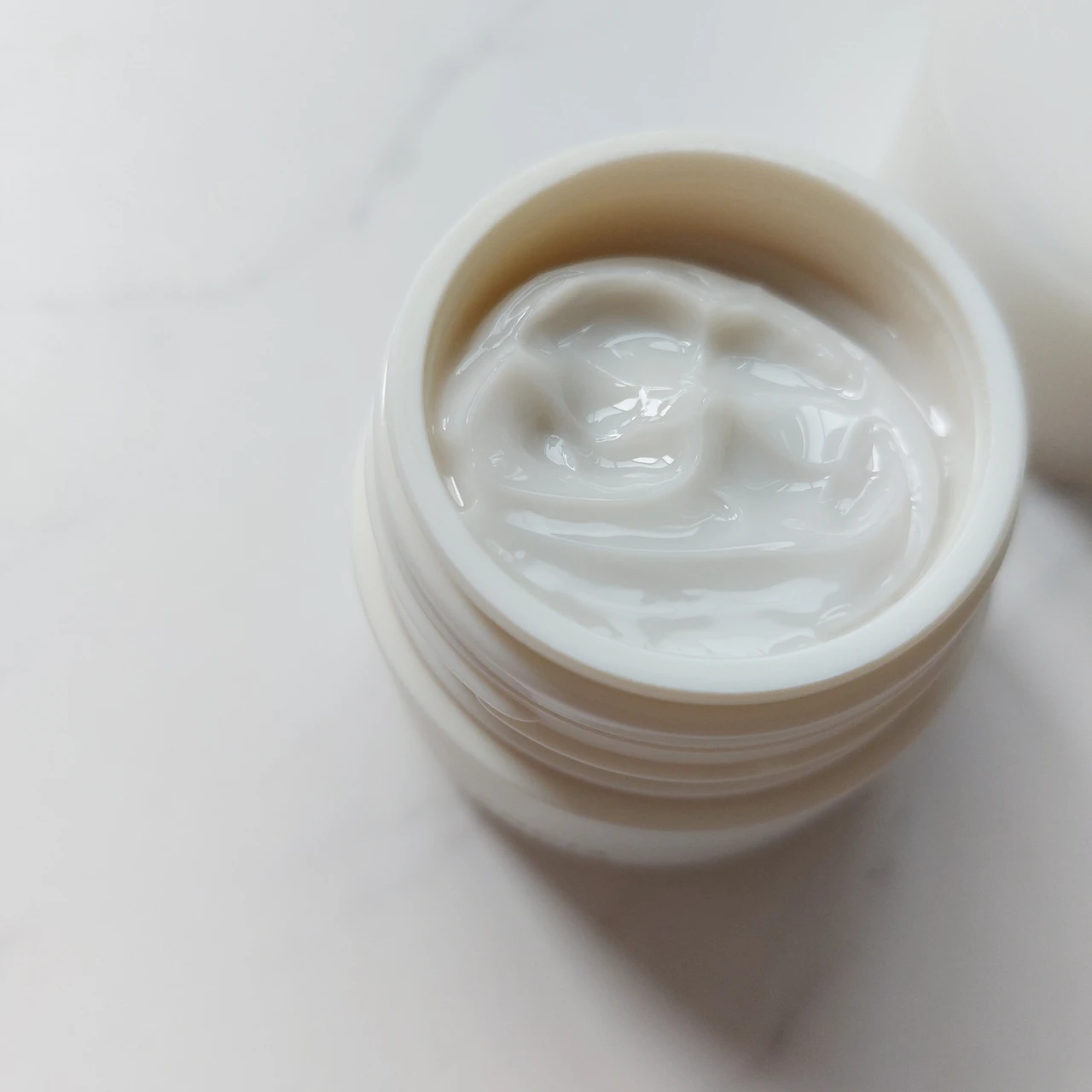 【お手本のような理想の角層へ】「ディセンシア クリーム」で健やかな角層状態をゲットし、美しい肌へ整えよう!_2
