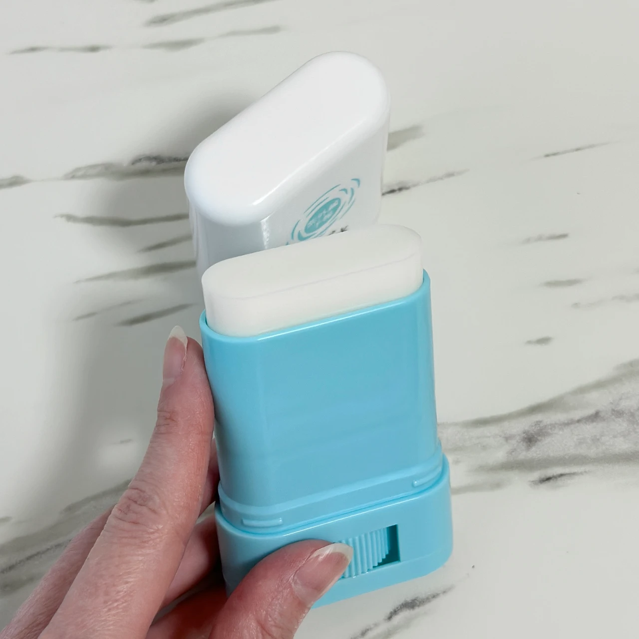 外出先でもお手軽UVケア♡紫外線予報のさらさらUVスティックFをご紹介します_2