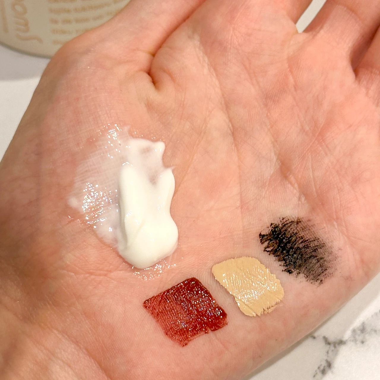 ルームエス 101 スキンイノセンサ