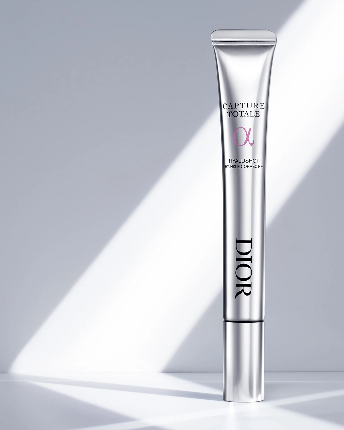 吉沢 亮　進化する美しさはカプチュール トータルとともに_2