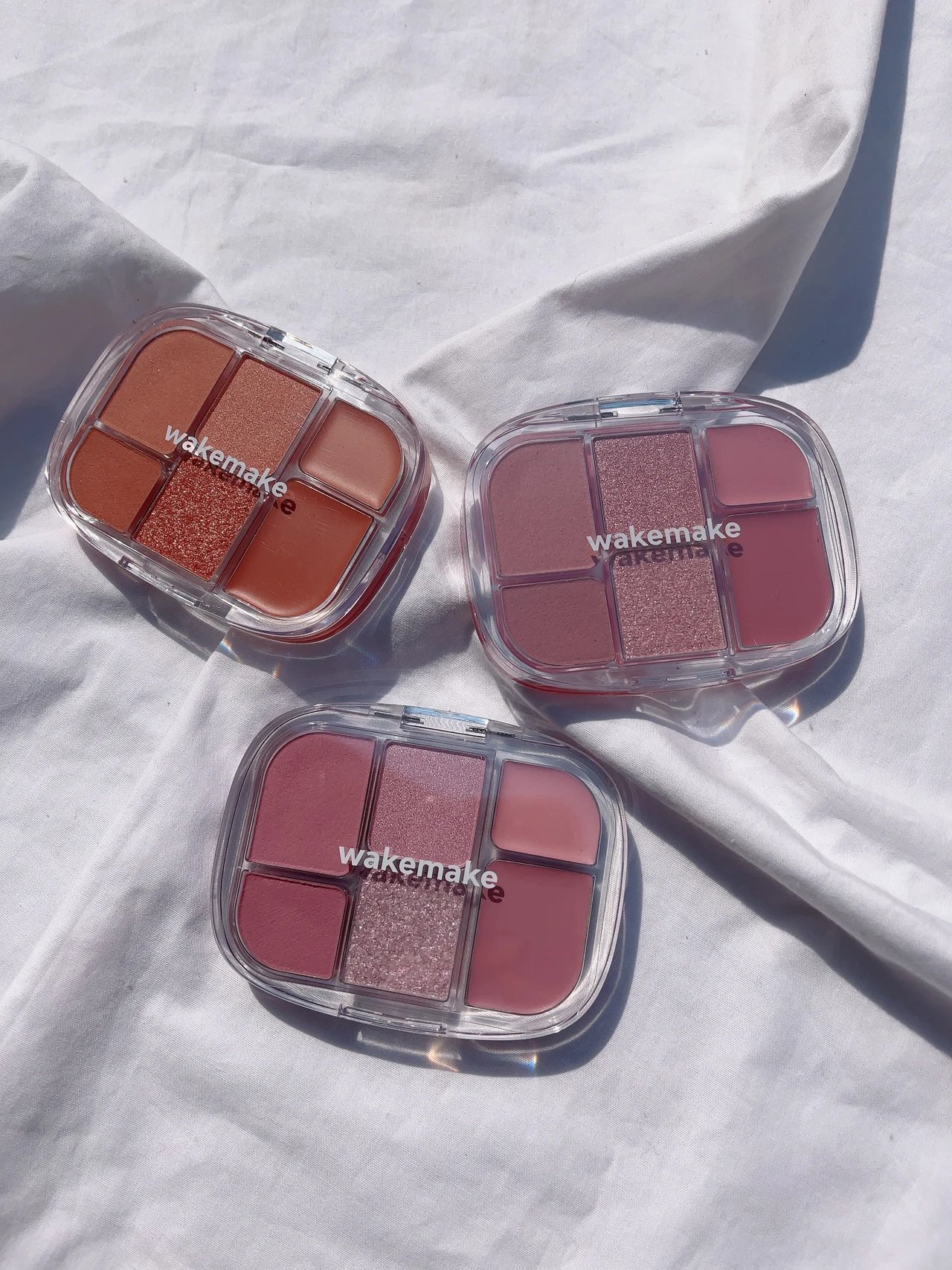 【儚げメイクに持って来い！】WAKEMAKUソフトシアーマルチパレットで叶える儚げメイク_5