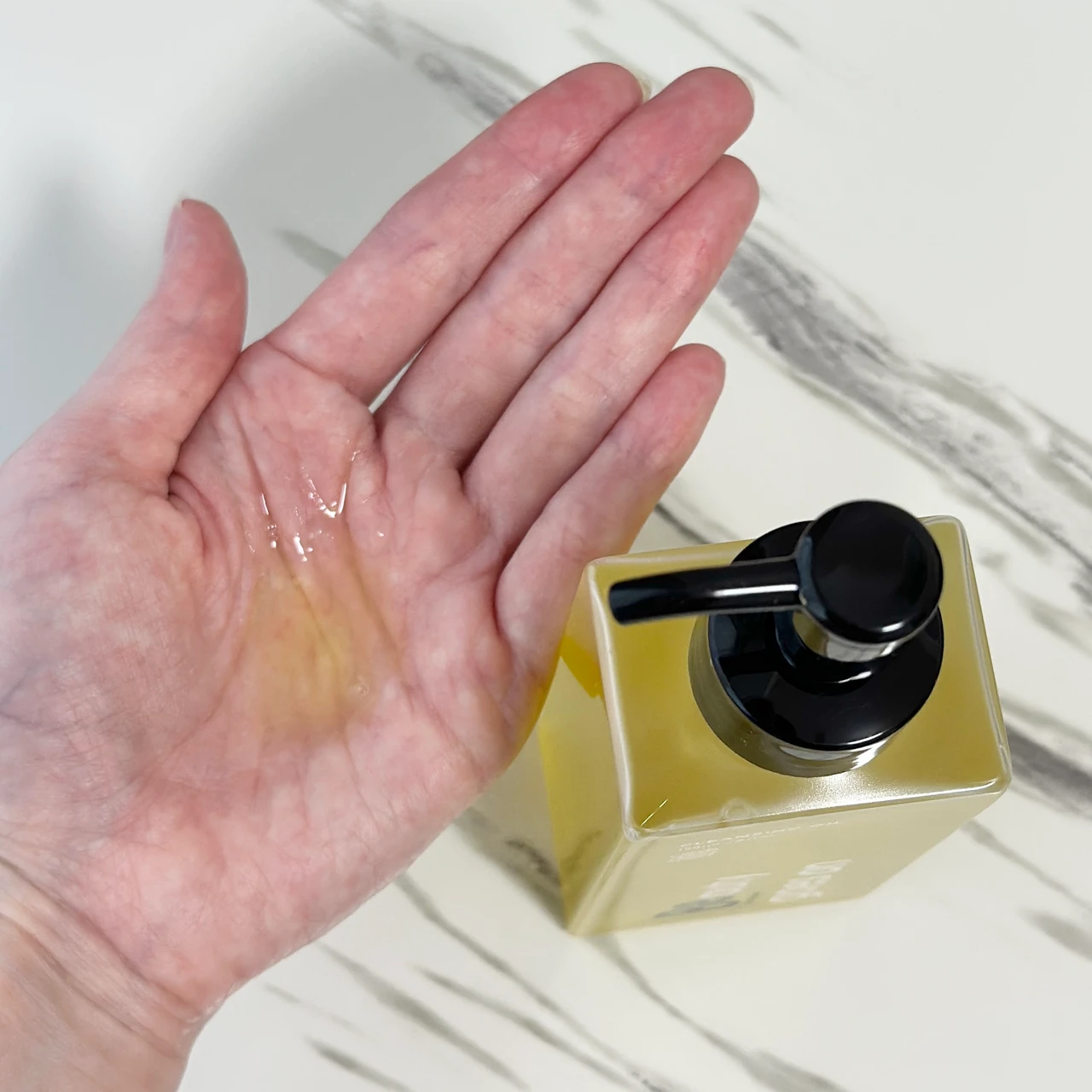 【潤う・整うクレンジング 】Be クレンジングオイル C_2