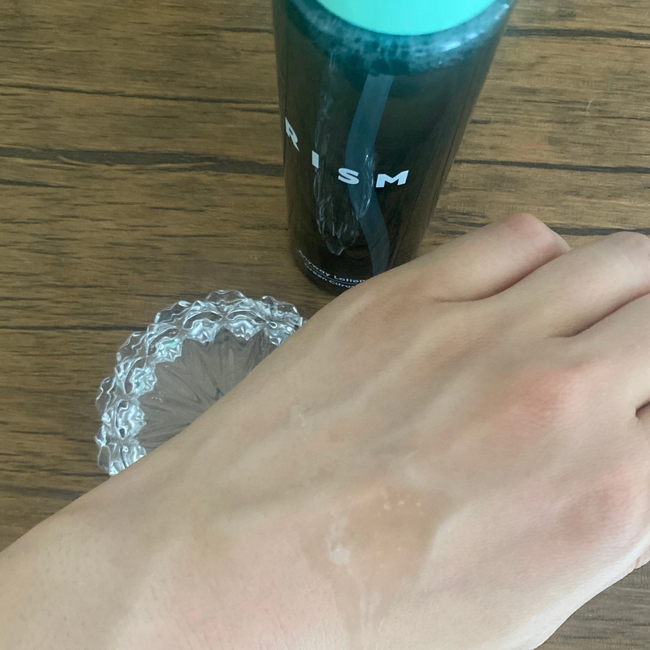 【素肌の悩みをトータルケア】マルチタスク世代の
エイジングケア／RISM（リズム）_3_2