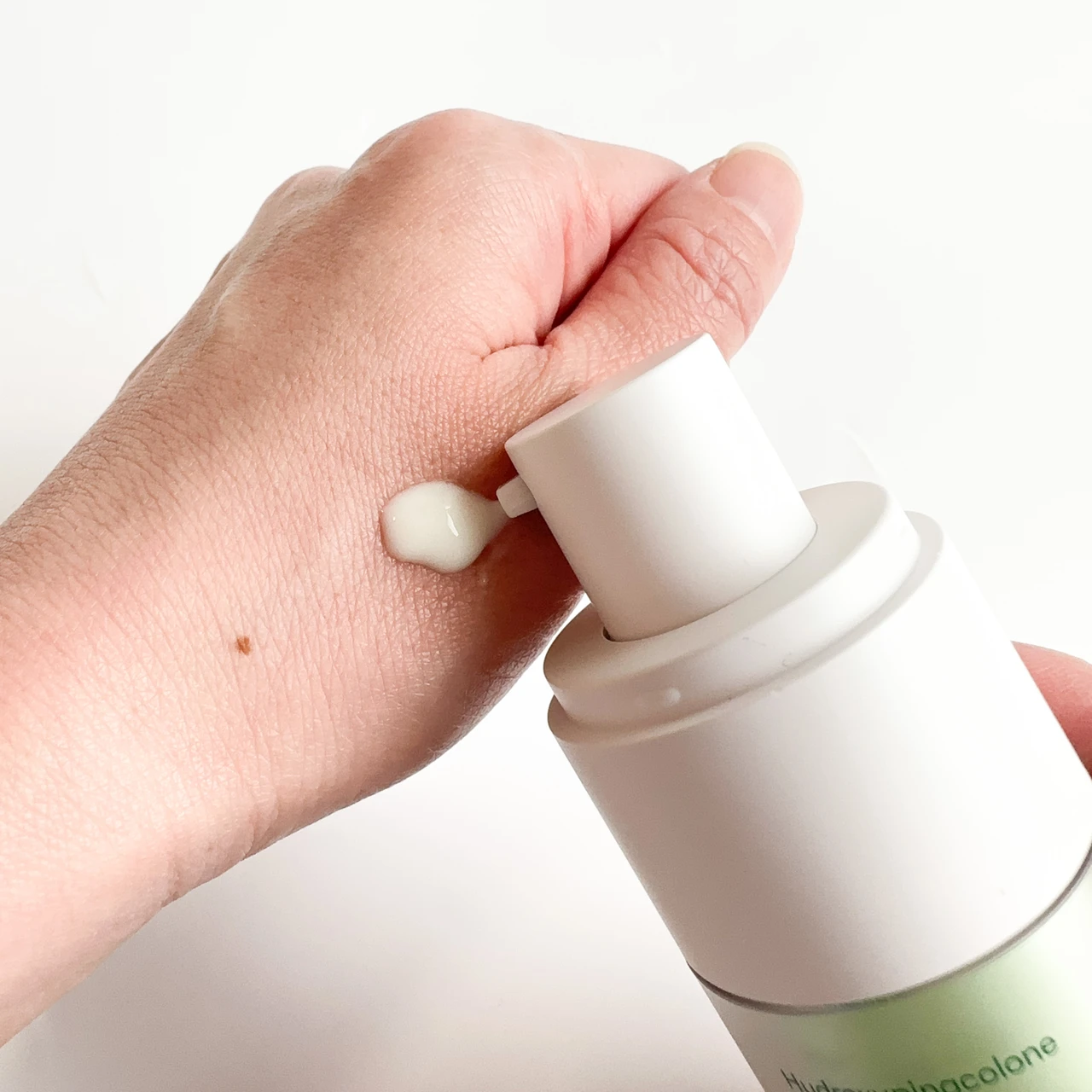 【次世代シカレチノール】シカコスメもレチノールも気になる方へ！【VT COSMETICS  シカレチA エッセンス0.1】_4_1