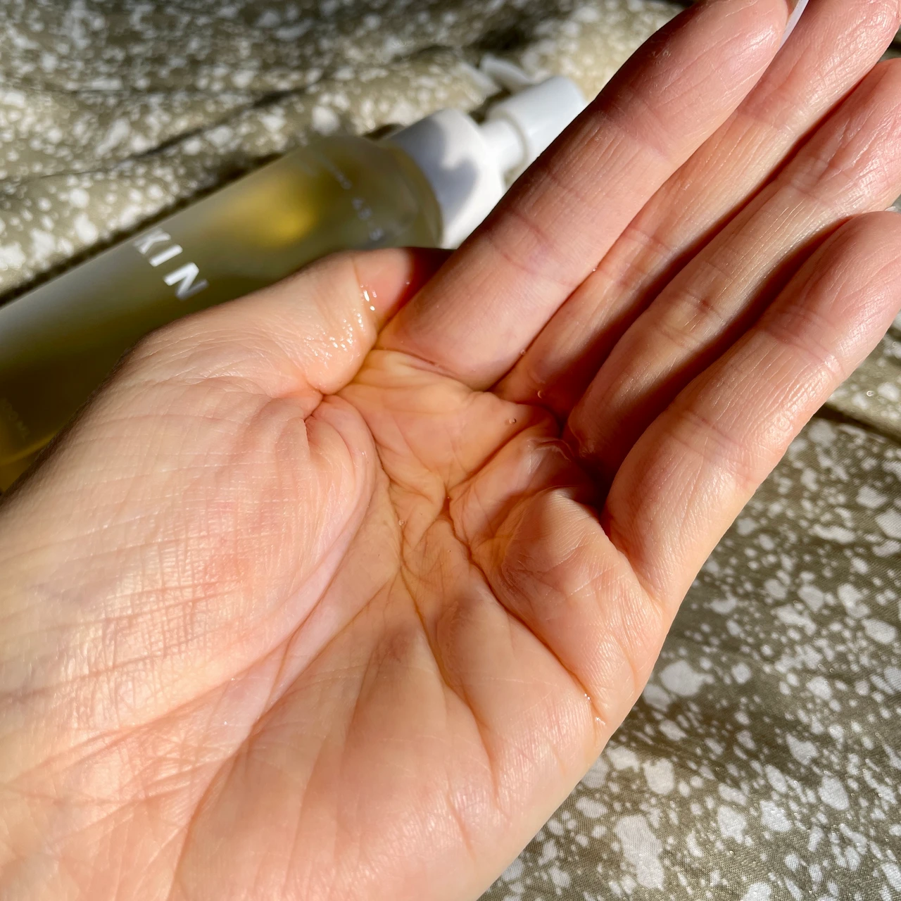 常在菌に着目！Ｗ洗顔不要【KINS CLEANSING OIL】植物由来オイルで敏感肌にもおすすめ！_5