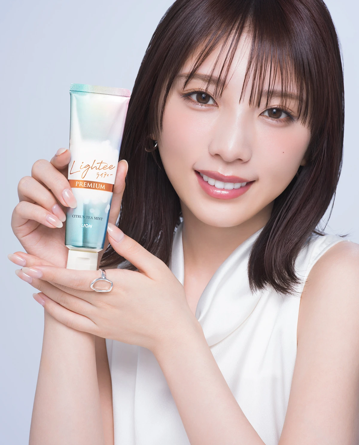 与田祐希　Lighteeハミガキ PREMIUM　使用感　美白ハミガキ　オーラルケア　ライオン