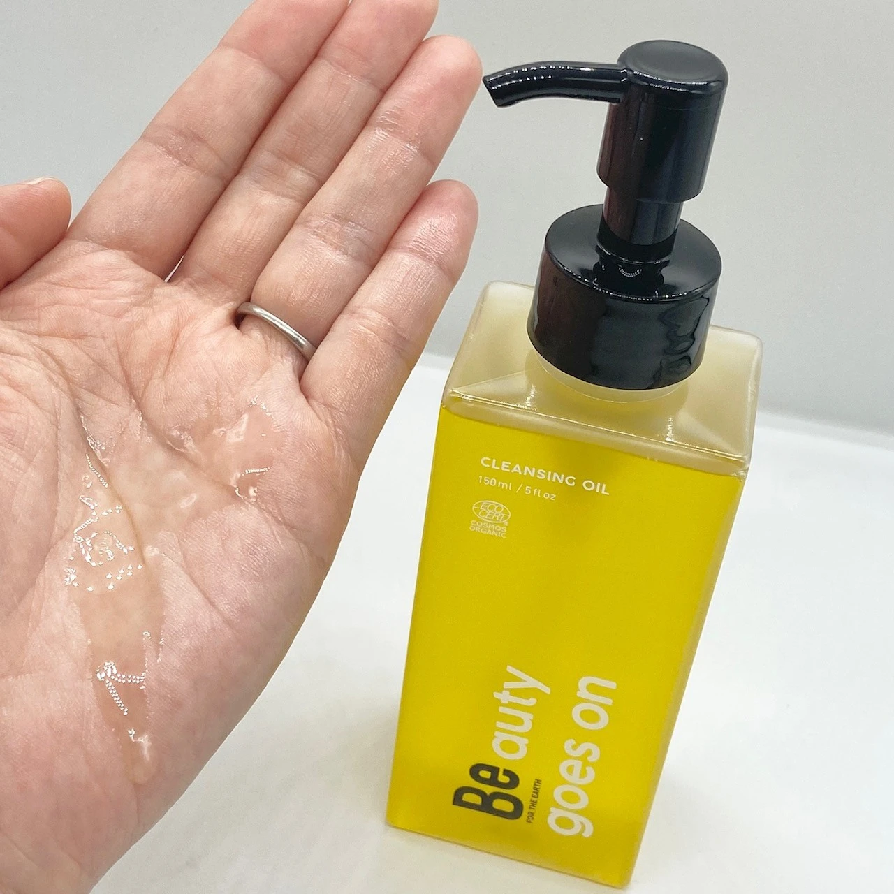 まるで美容オイルのようなしっとりした洗いあがり!「Be クレンジングオイル C」_2_2