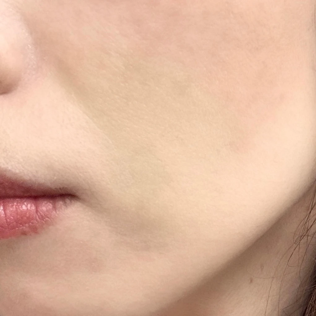 とろける密着感！メイベリンの生チョコ感覚ファンデで厚塗り感ゼロ＆欲ばりハイカバー。_2_2