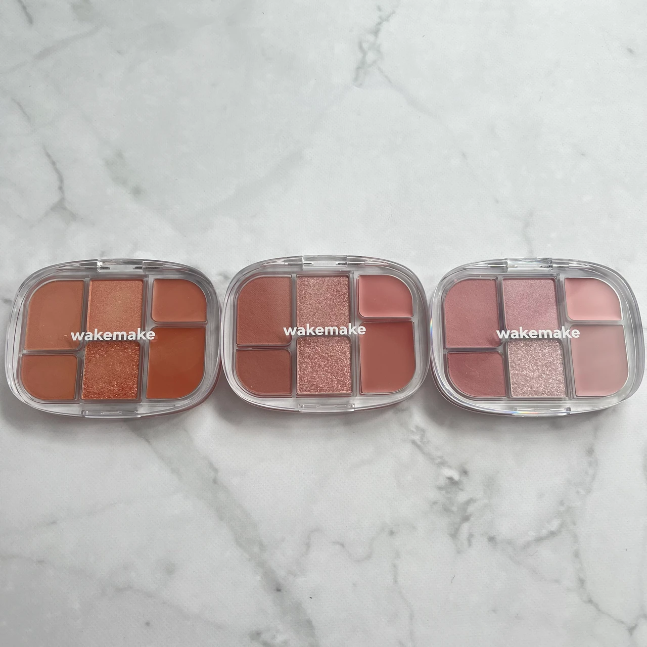 【ウェイクメイク】これひとつでデイリーメイクはOK！気分で質感を使い分けられる万能パレット_2