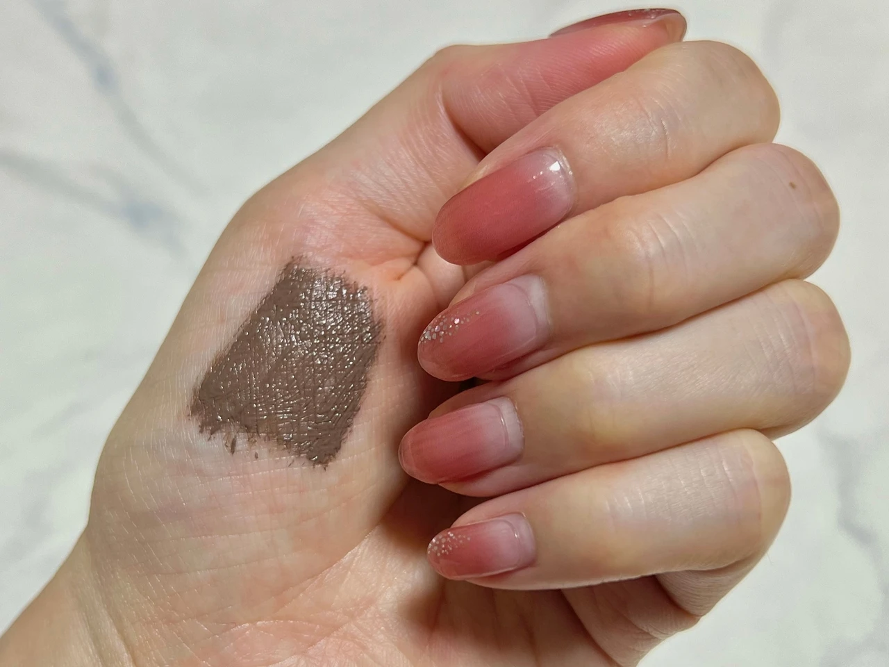 【オトナの透明感を作るカラーレスな新色発売】D-UP パーフェクトエクステンションマスカラ for カール〈マロングレージュ〉【2022.10.9発売】_2_2