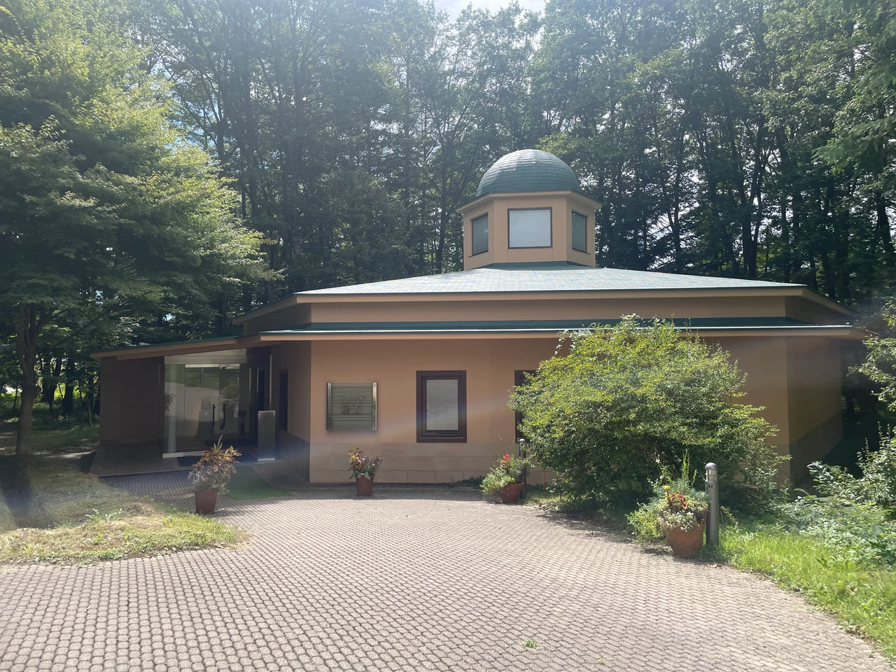 自然のチカラで美しさを目覚めさせる場所、山梨県・小淵沢にあるアルソアの本社見学_6