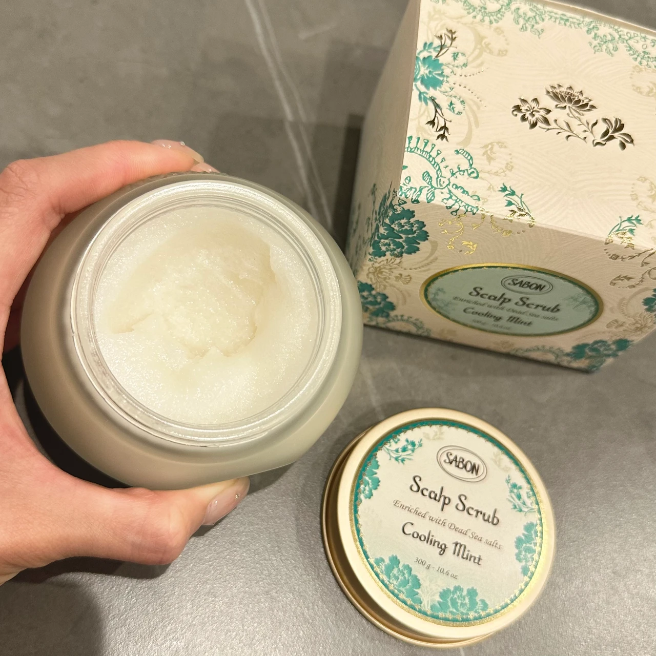 美髪を目指すなら、まずは頭皮ケア！SABON「ヘッドスクラブ リフレッシング」🧖🏼‍♀️💖_2_1