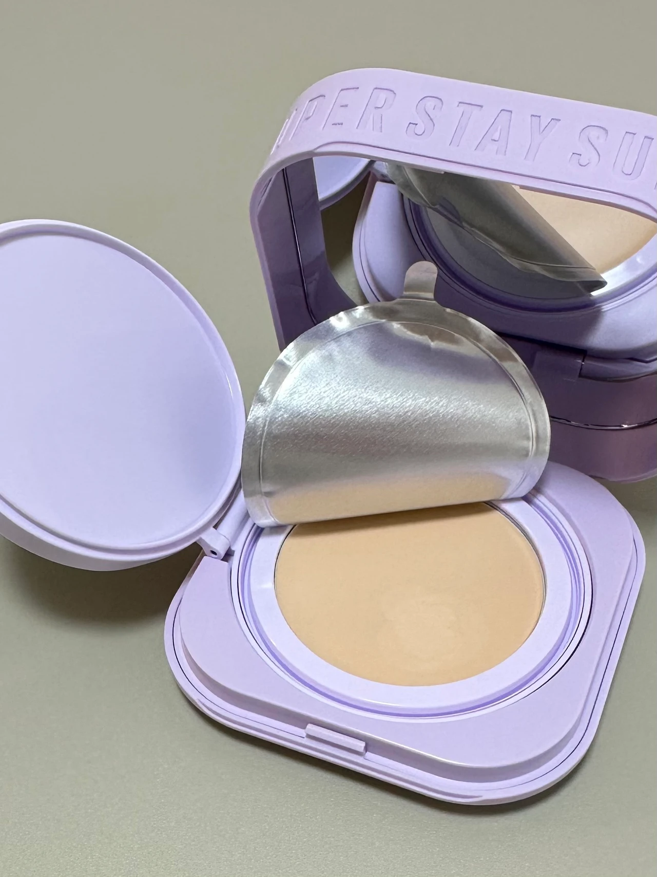 新感覚？！生チョコみたいなファンデーション♡
大人気『メイベリン』から登場♡_4_1