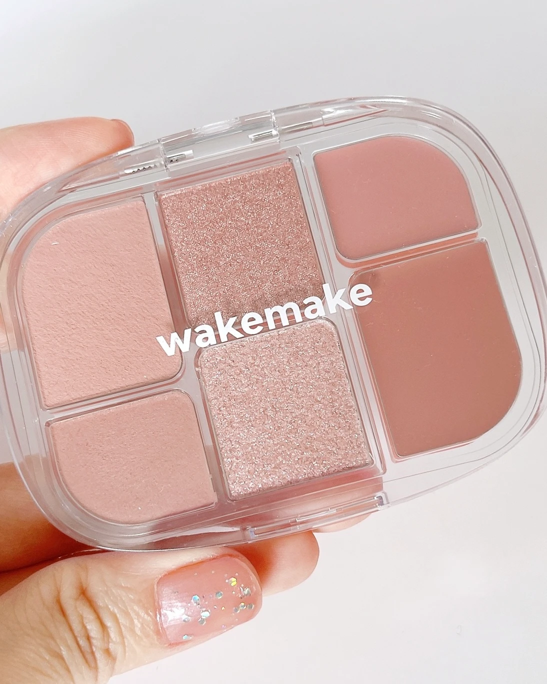 wakemake ウェイクメイク ソフトシアーマルチパレット 02