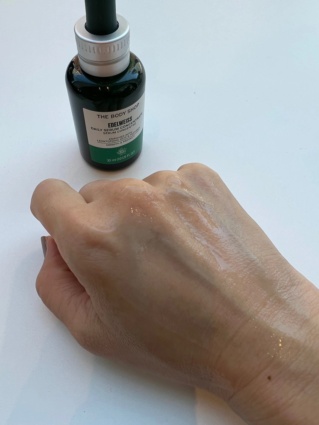 ボディショップの新スキンケアライン「エーデルワイス」の美容液_4