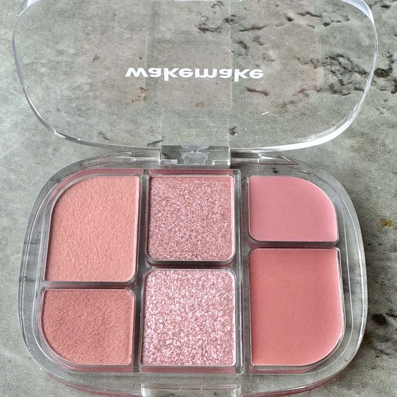ウェイクメイク　ソフトシアーマルチパレット　アイシャドウ　アイパレ　韓国コスメ　02