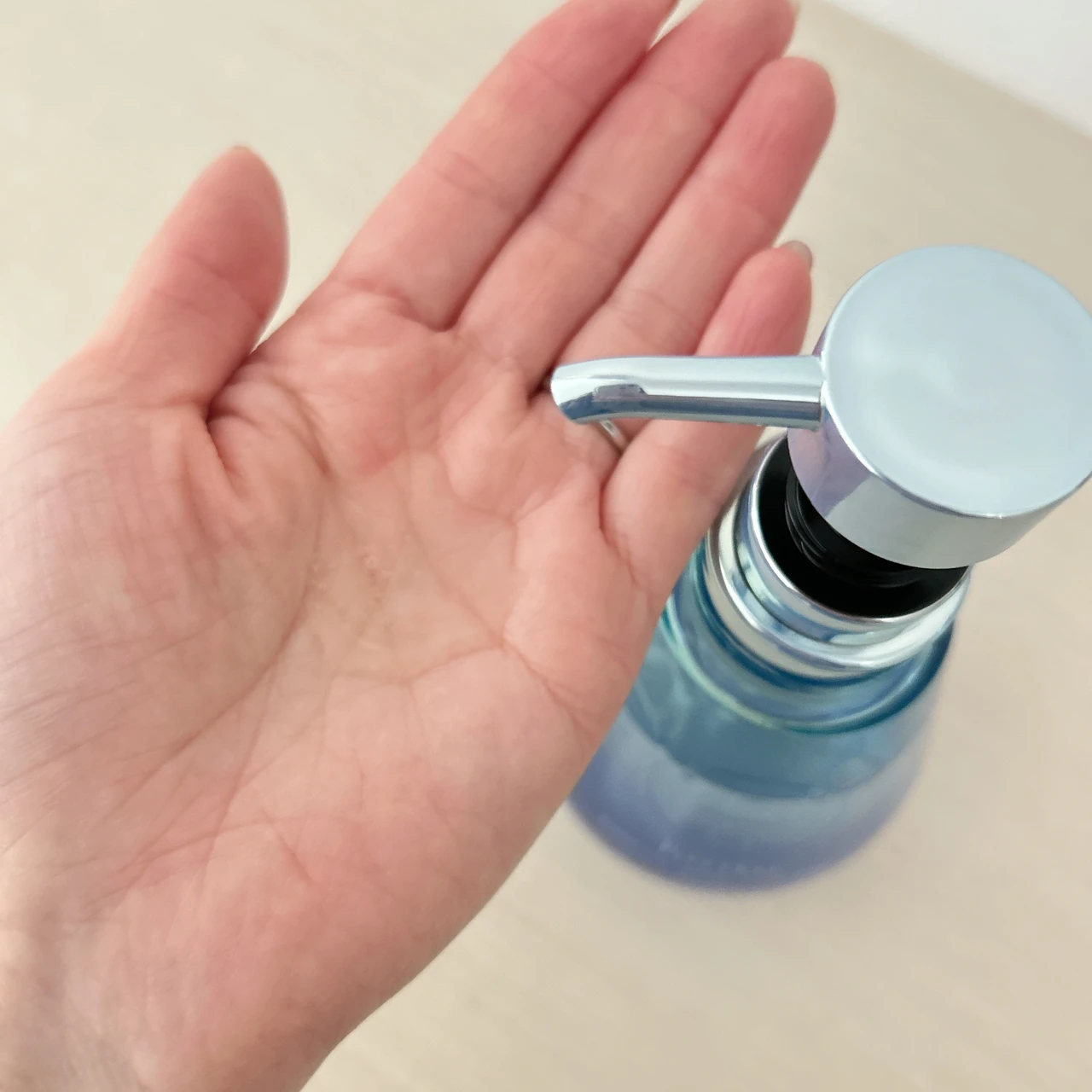 ヒリツ バランスリペアヘアシャンプー オーロラ