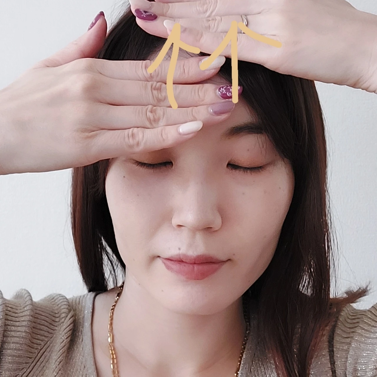 小林ひろ美さんおすすめのマッサージメソッドを紹介｜「オバジX ダーマアドバンスドリフト」で、顔のゆるみに継続アタック！_5_2