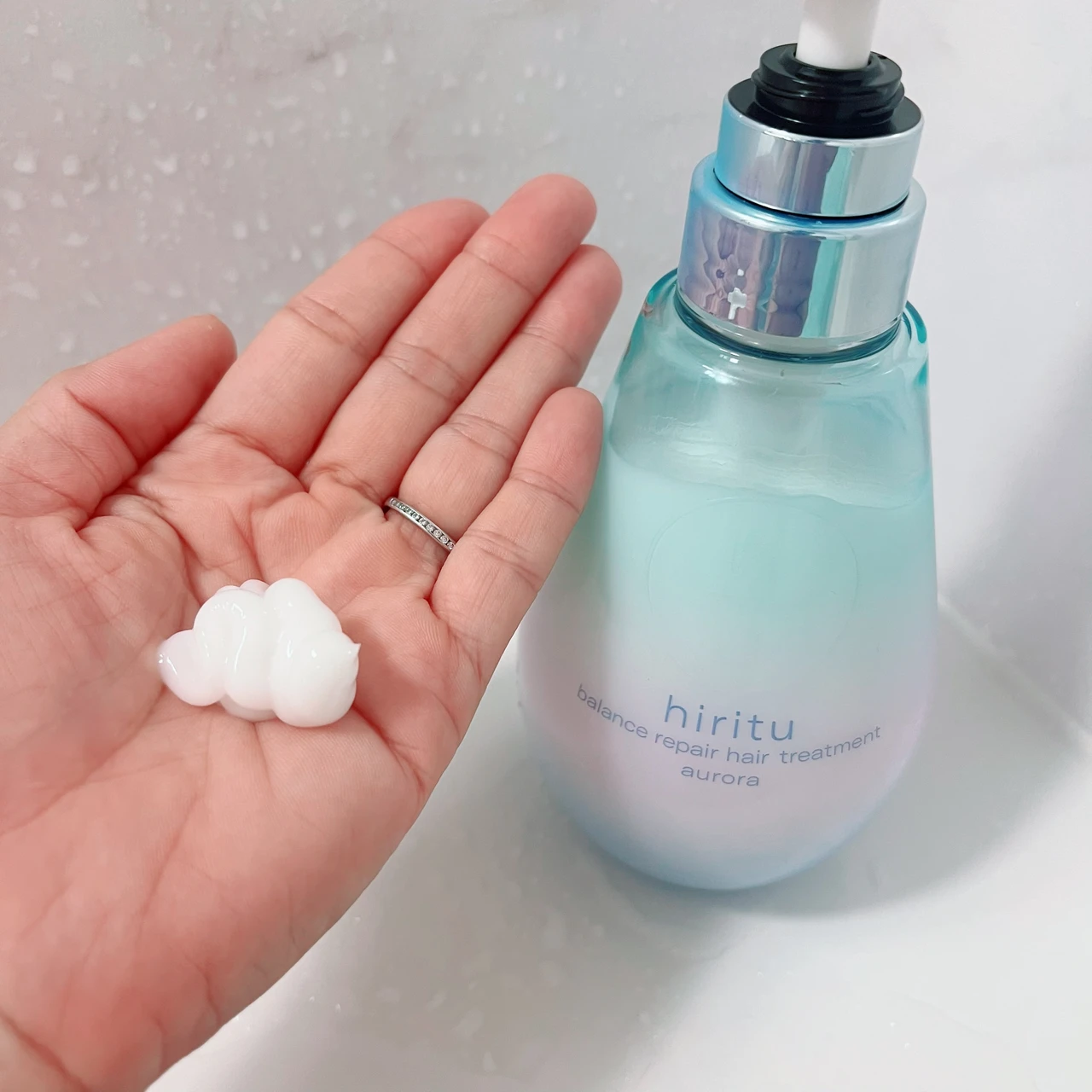 ヒリツ バランスリペアトリートメント オーロラ