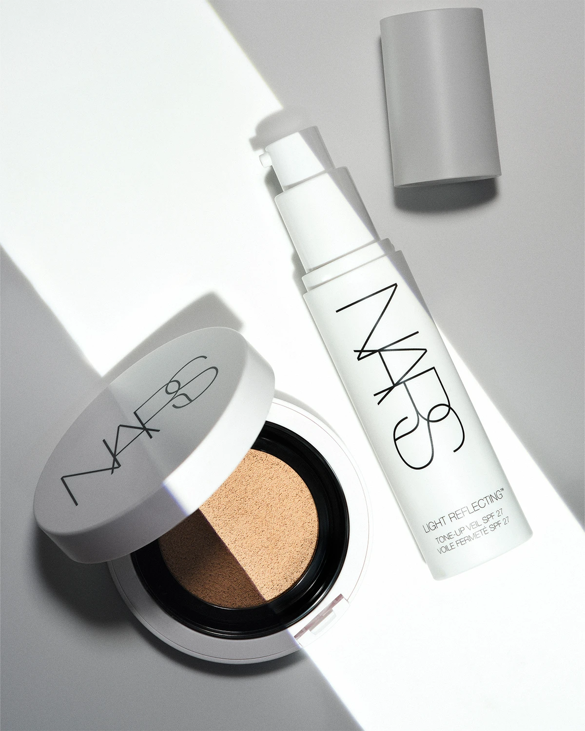 NARS　ライトリフレクティング セラムファンデーションキット