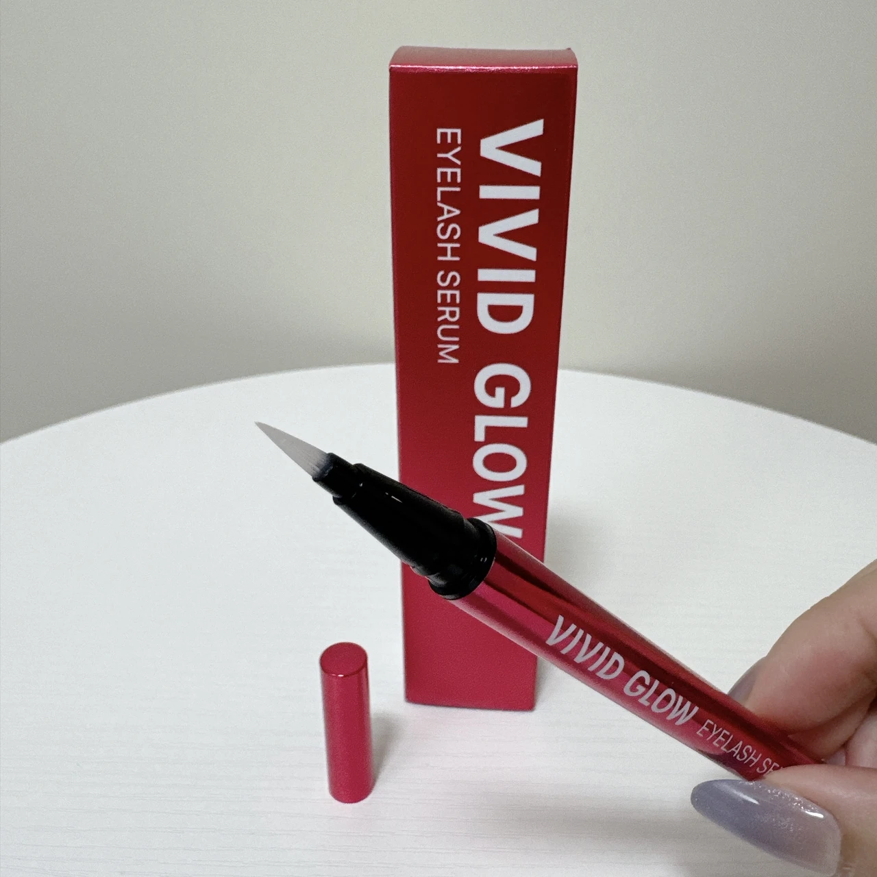 【VIVID GLOW】0.1mm極細筆で始める、毎日のまつ毛美容習慣_2
