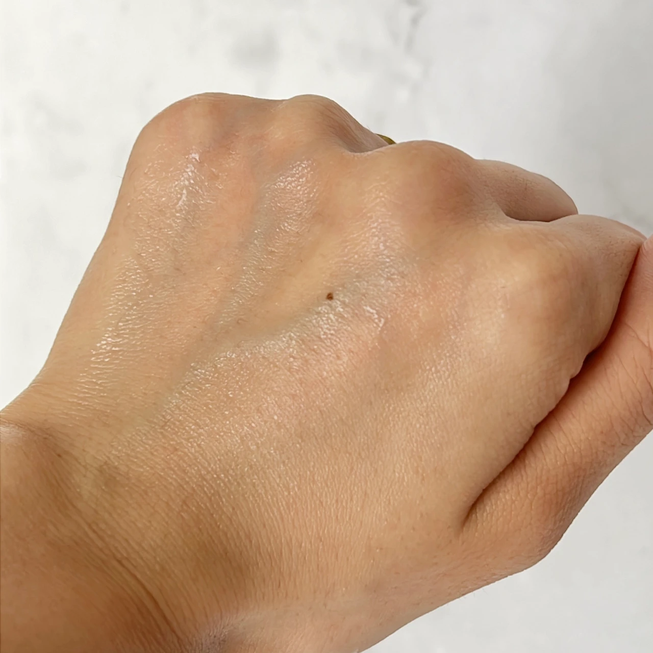 夏のお疲れ肌にもおすすめ!ビタミンC美容液【アンレーベル ラボ Vエッセンス】をレビュー_3_3