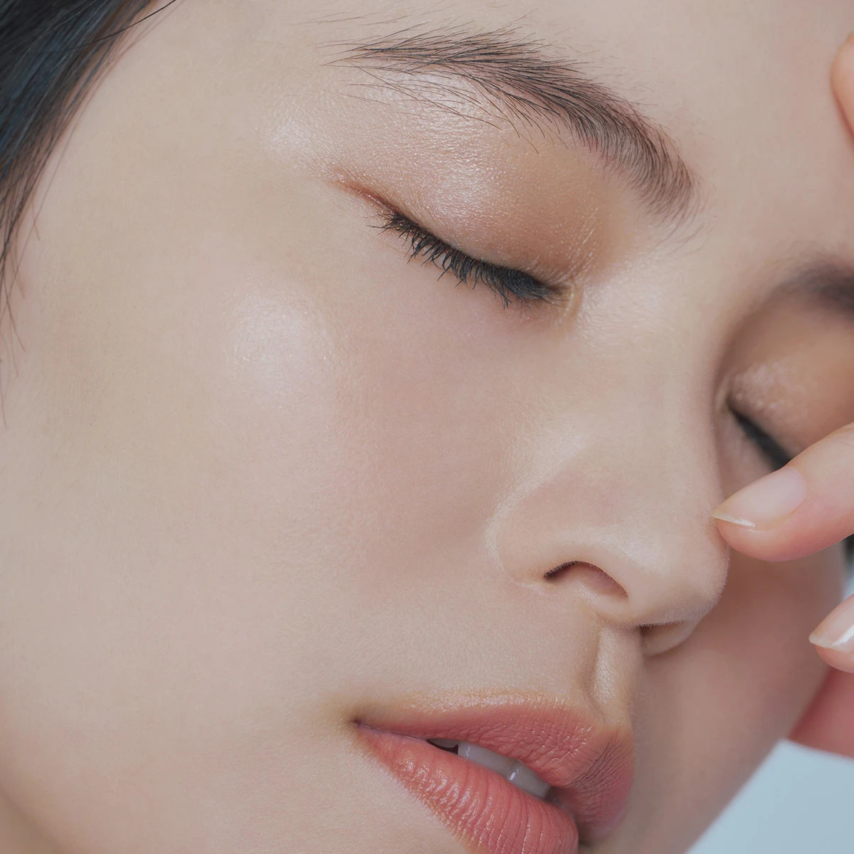 NARS ライトリフレクティング プリズマティックパウダー 下地 比留川 游 トーンアップ テクスチャー