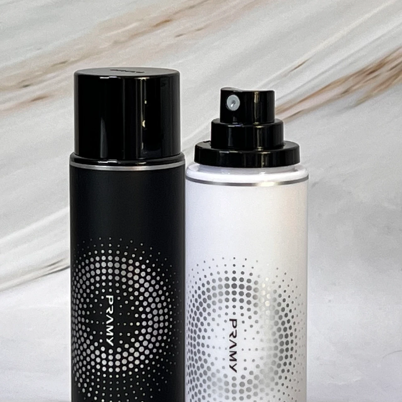 PRAMY （プラミー）　メイクアップセッティングミスト　マット／モイストタイプ