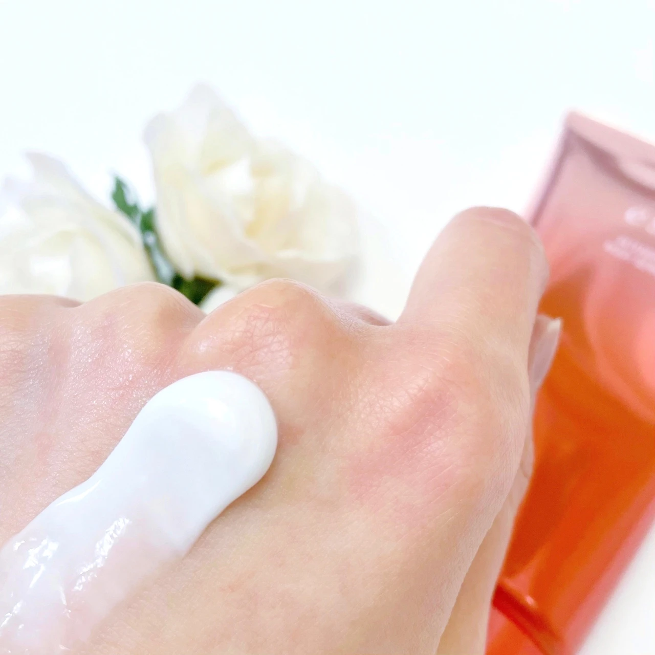 [花嫁美容] ＼2／10登場／顔レベルのスキンケア技術をボディケアにも【エスト　インテンシブ　ボディセラム】_4