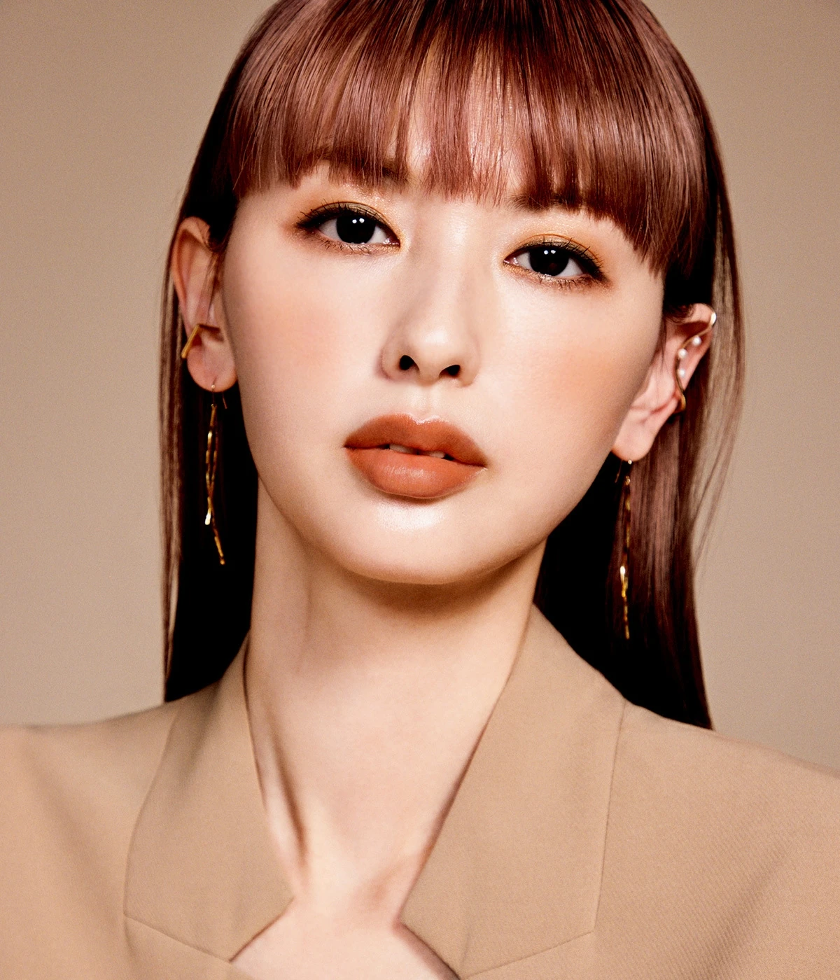 鈴木えみ　SUQQU ザ リクイド ファンデーションで驚きのパウダーレス感　メイク